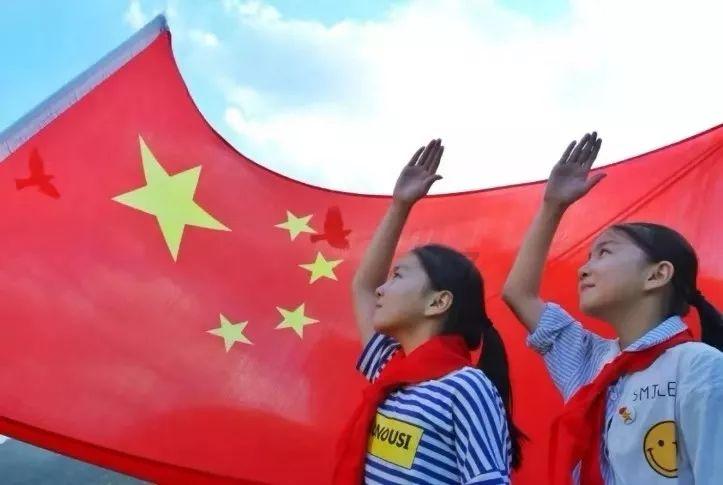 曹格离婚后,前妻吴速玲带儿女澳洲度假,遗传的魅力与成长的喜悦